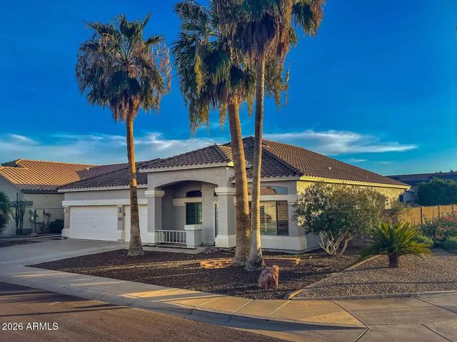 16398 N OACHS Drive, Surprise, AZ 85374