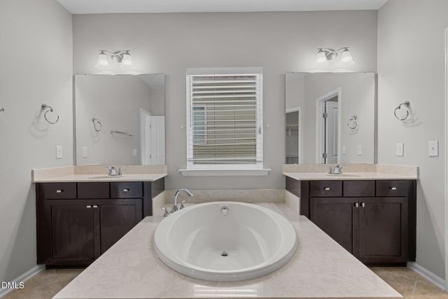 4107 Bluff Oak Drive, Cary, NC 27519