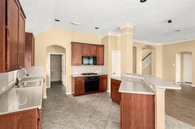 19830 Broadhead Manor, Spring, TX 77379