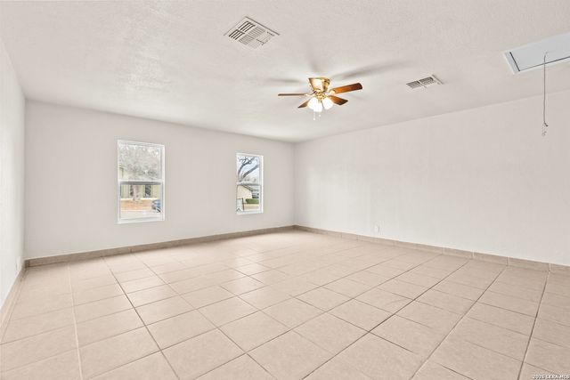 7410 Oak Marsh, Live Oak, TX 78233