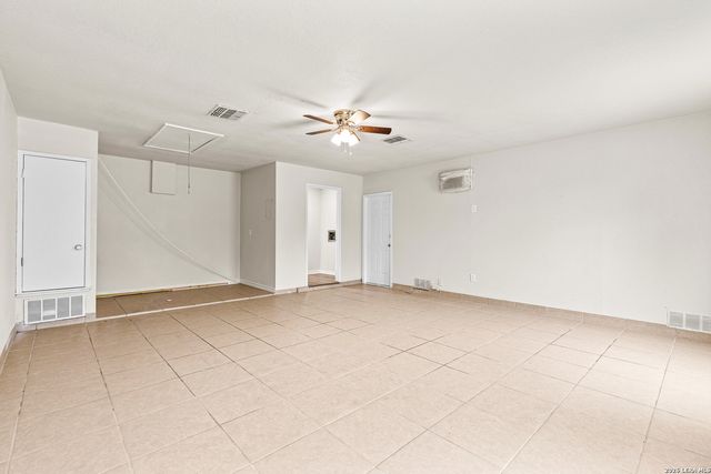 7410 Oak Marsh, Live Oak, TX 78233