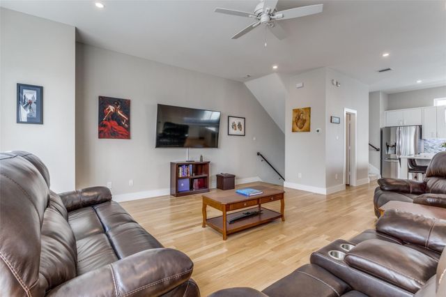 1932 Landon Lane, Dallas, TX 75204