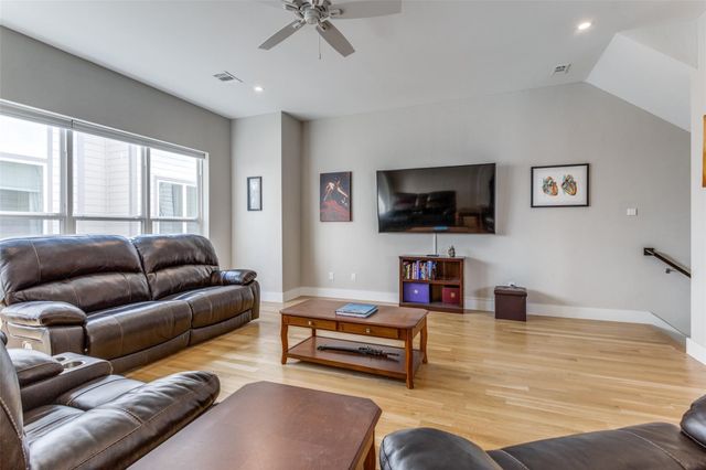 1932 Landon Lane, Dallas, TX 75204