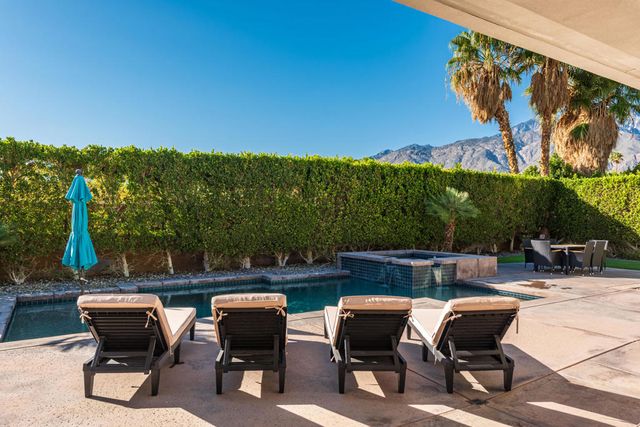 1575 Enclave Way, Palm Springs, CA 92262