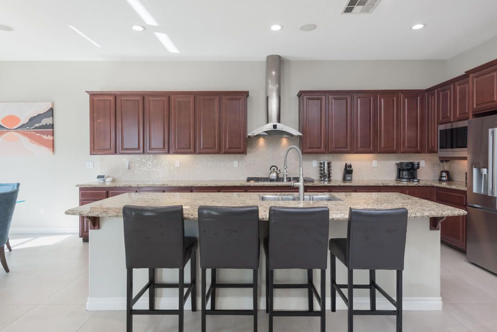 Image 13 of property listing at 1575 Enclave Way, Palm Springs, CA 92262