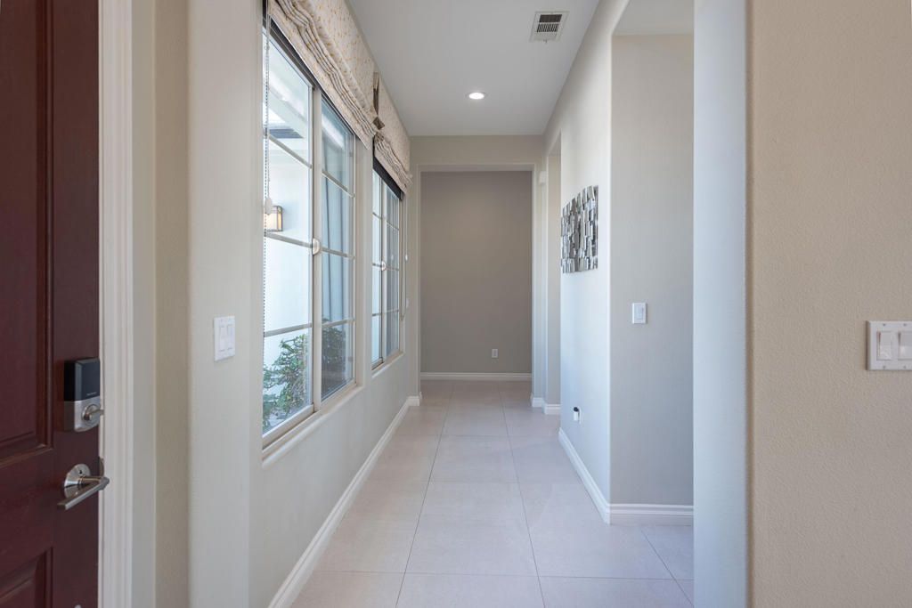 Image 17 of property listing at 1575 Enclave Way, Palm Springs, CA 92262