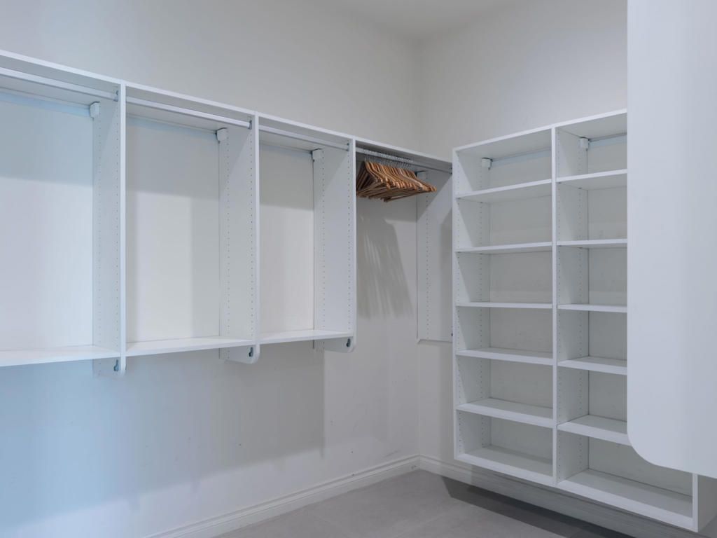 Image 25 of property listing at 1575 Enclave Way, Palm Springs, CA 92262