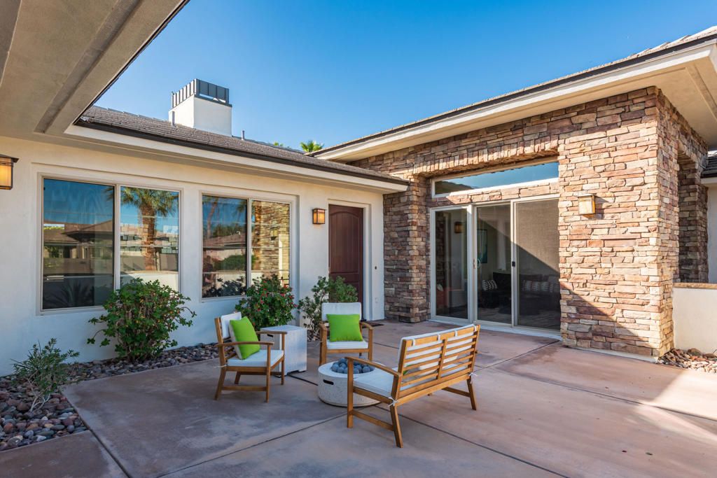 Image 41 of property listing at 1575 Enclave Way, Palm Springs, CA 92262