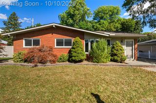 36356 Ann Arbor Trail, Livonia, MI 48150