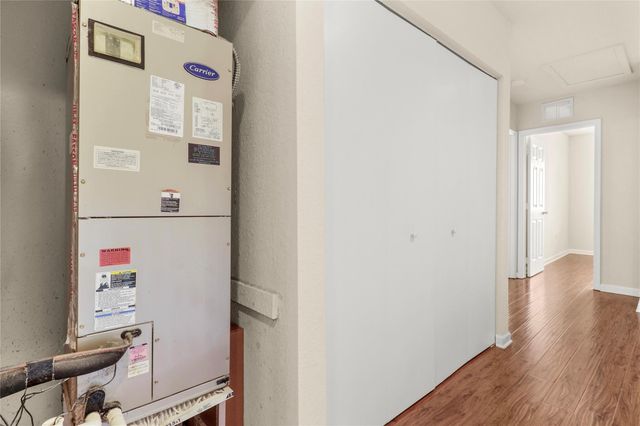 37 SE 3rd Avenue, Hallandale Beach, FL 33009