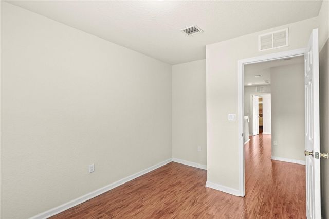 37 SE 3rd Avenue, Hallandale Beach, FL 33009