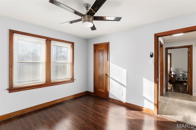 9056 McNulty Drive, St Louis, MO 63114