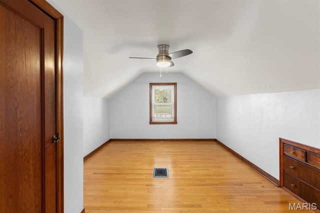 9056 McNulty Drive, St Louis, MO 63114