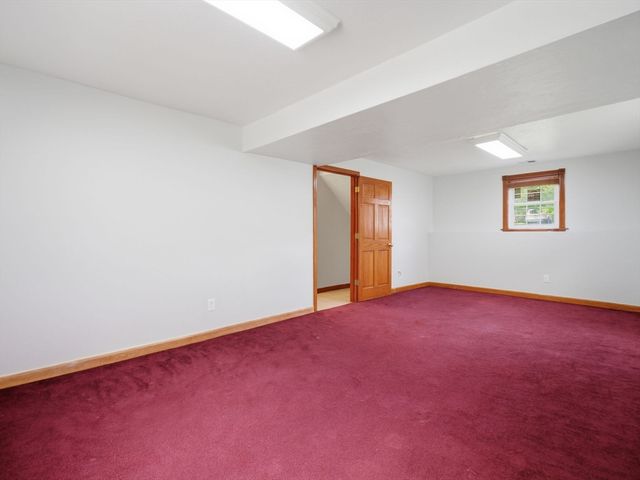 30 Parsons Hill Dr, Worcester, MA 01603