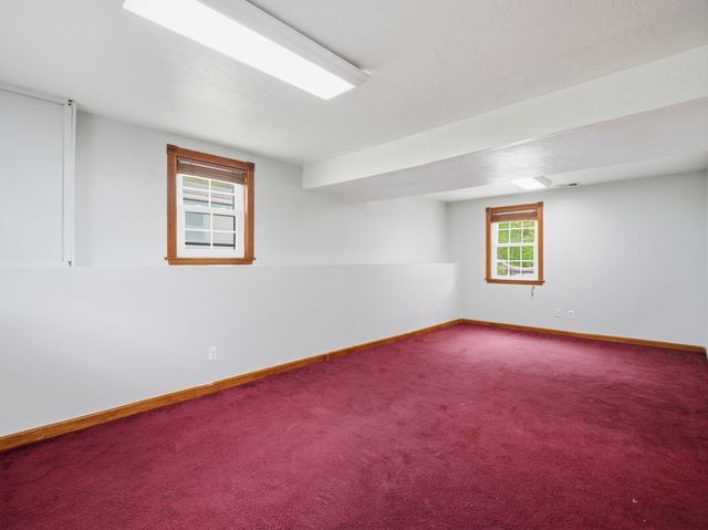 30 Parsons Hill Dr, Worcester, MA 01603