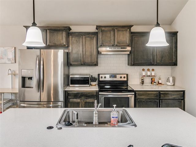 19813 Brunswick Court, Edmond, OK 73012