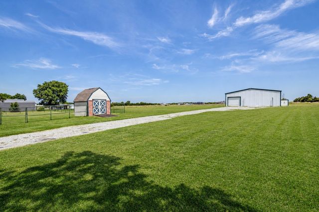 2614 County Road 596, Nevada, TX 75173