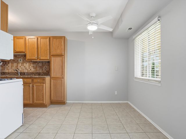 45290 Keding Street, Utica, MI 48317