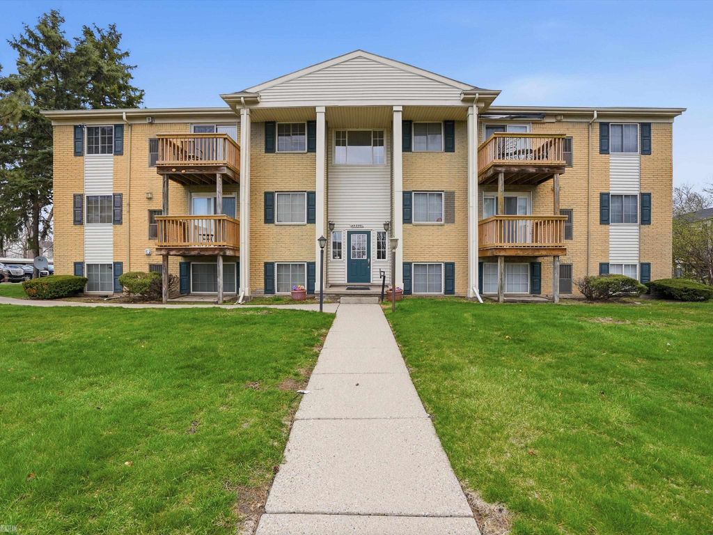 45290 Keding Street, Utica, MI 48317