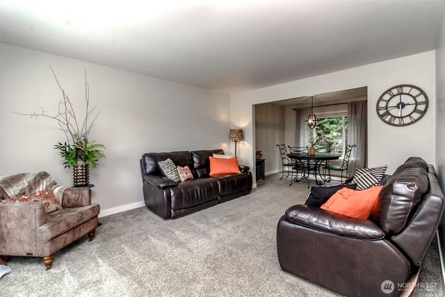 11608 SE 228th Place, Kent, WA 98031