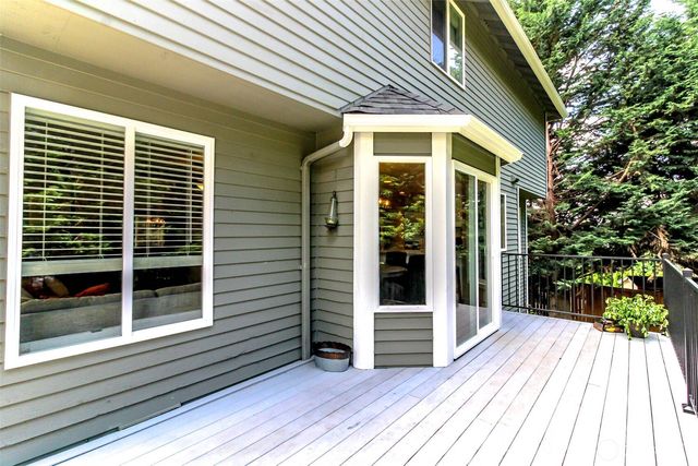 11608 SE 228th Place, Kent, WA 98031
