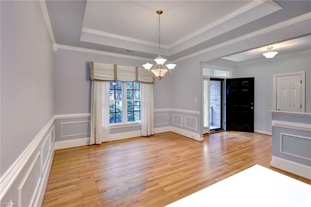 121 Tern CT, Yorktown, VA 23692