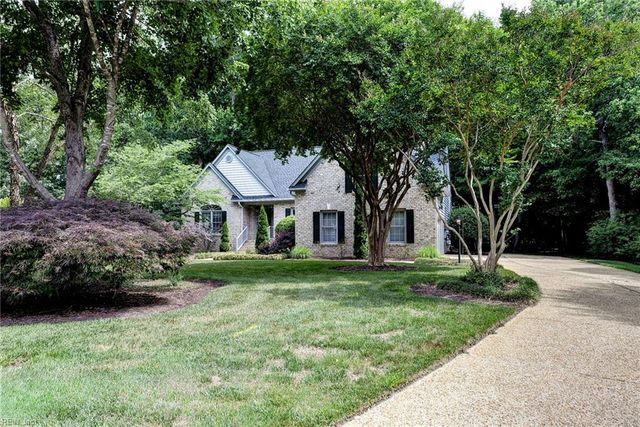121 Tern CT, Yorktown, VA 23692