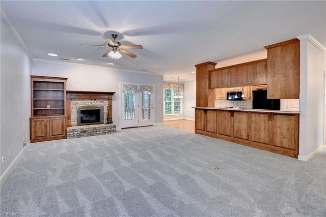 121 Tern CT, Yorktown, VA 23692