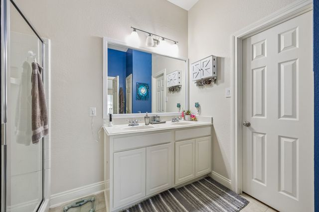 4017 Heavenly Way, Heartland, TX 75126