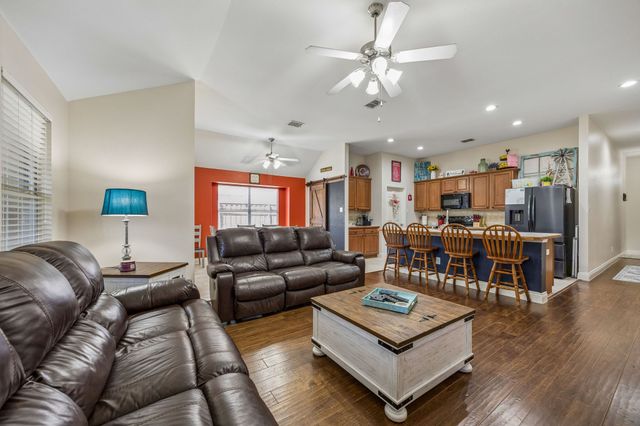 4017 Heavenly Way, Heartland, TX 75126