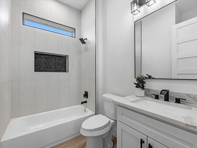 25 Private Road 6612, Dayton, TX 77535