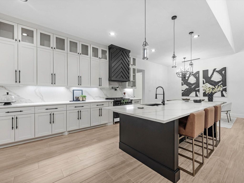 25 Private Road 6612, Dayton, TX 77535