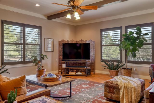 129 Painted Post, Bastrop, TX 78602