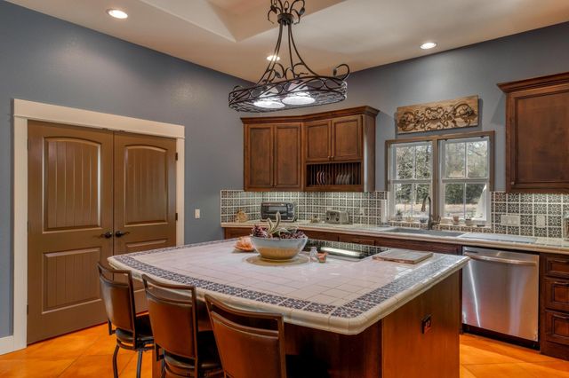 129 Painted Post, Bastrop, TX 78602