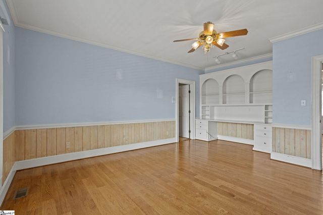 414 Giggle Drive, Laurens, SC 29360