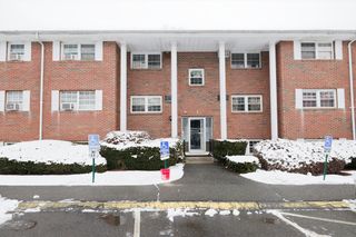 39 Pleasant St B4, Northborough, MA 01532