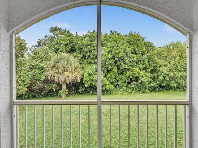 815 W Boynton Beach Boulevard 16-205, Boynton Beach, FL 33426