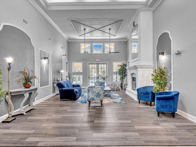 815 W Boynton Beach Boulevard 16-205, Boynton Beach, FL 33426