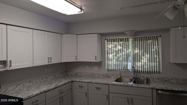 305 S Monterey Street, Gilbert, AZ 85233