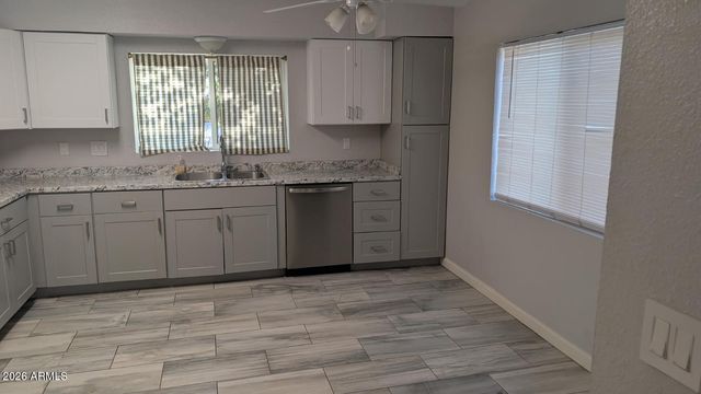 305 S Monterey Street, Gilbert, AZ 85233