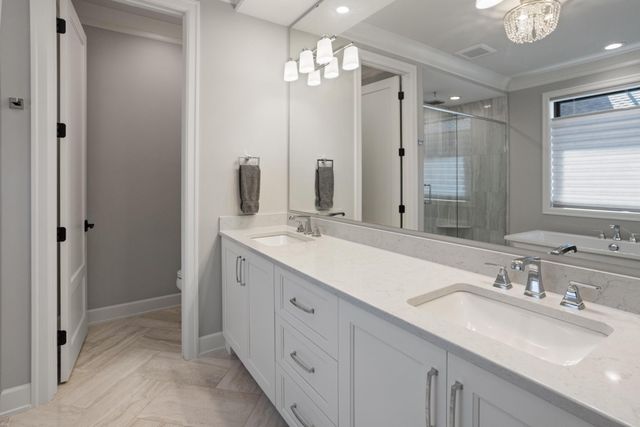 7091 Highland Court, Eden Prairie, MN 55346