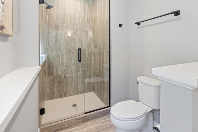 7091 Highland Court, Eden Prairie, MN 55346