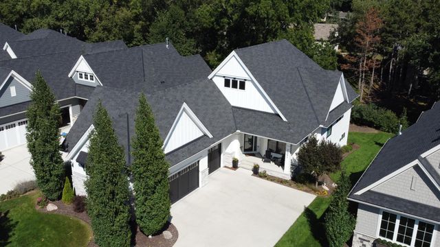 7091 Highland Court, Eden Prairie, MN 55346