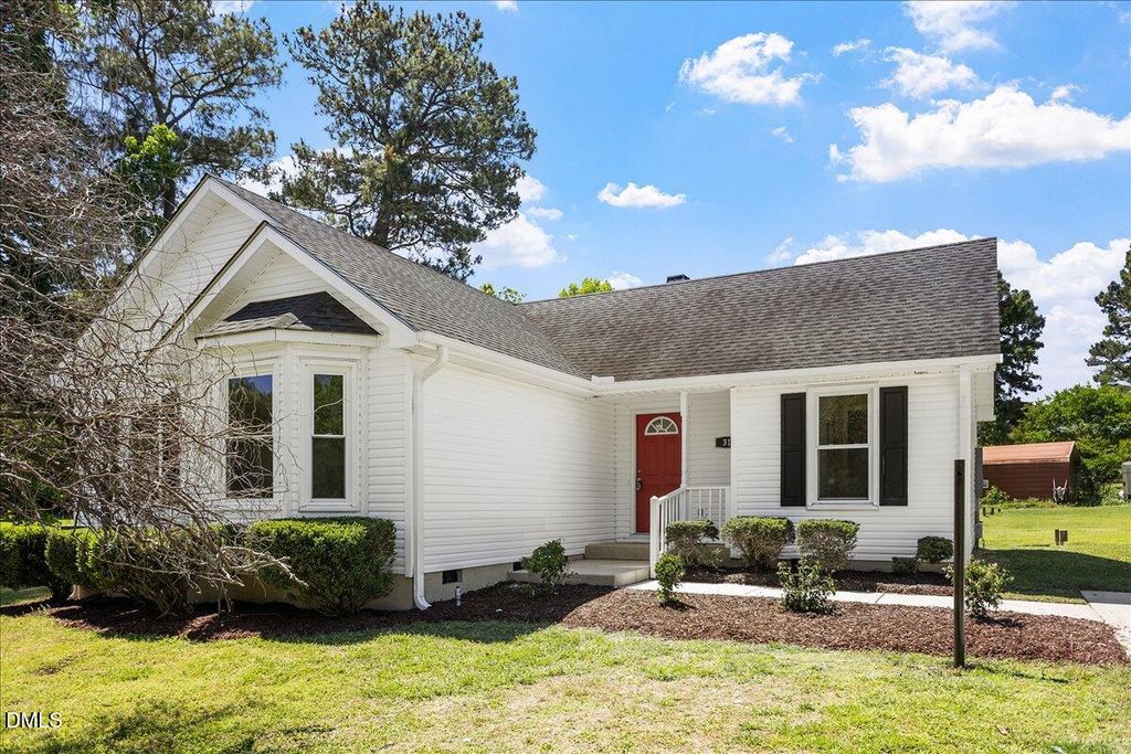 31 Fieldview Court, Angier, NC 27501