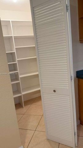 2271 SW 30th Ter, Fort Lauderdale, FL 33312