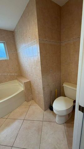 2271 SW 30th Ter, Fort Lauderdale, FL 33312