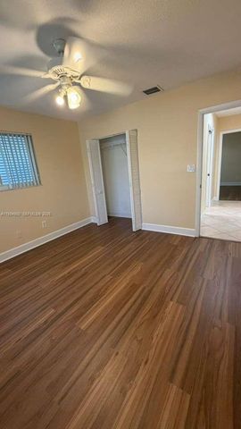 2271 SW 30th Ter, Fort Lauderdale, FL 33312