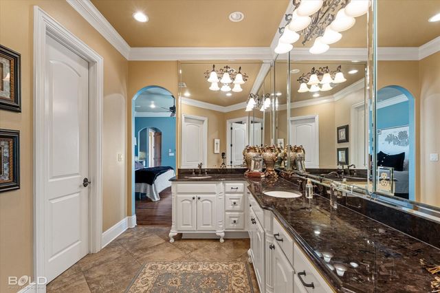 207 N Beach Drive, Bossier City, LA 71111