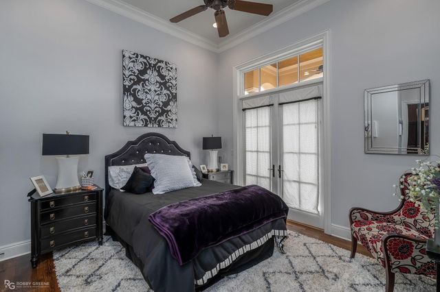 207 N Beach Drive, Bossier City, LA 71111