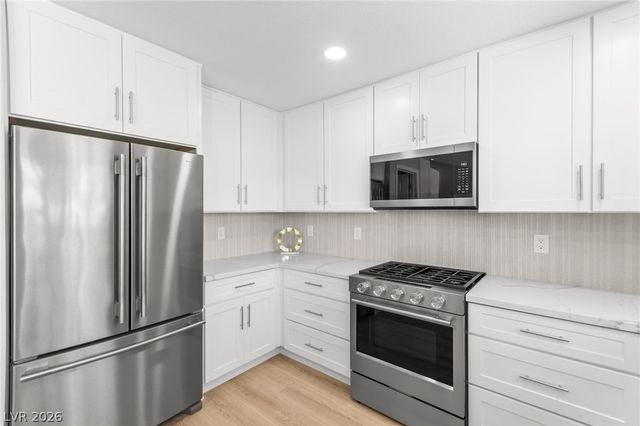 2641 Legend Drive, Las Vegas, NV 89134